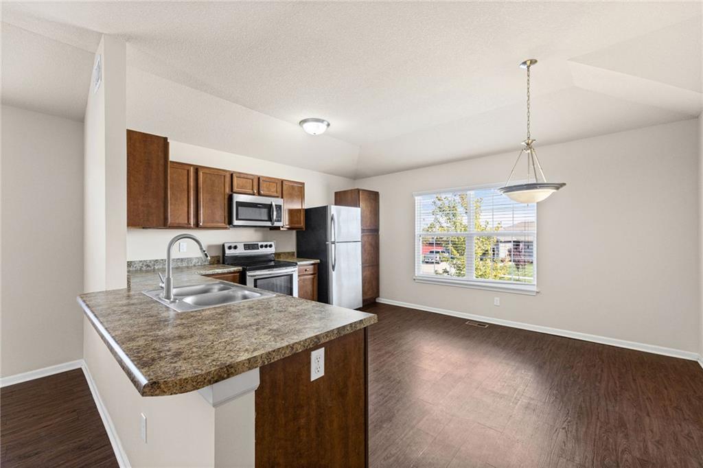 17176 S Kill Creek Road Property Photo 8