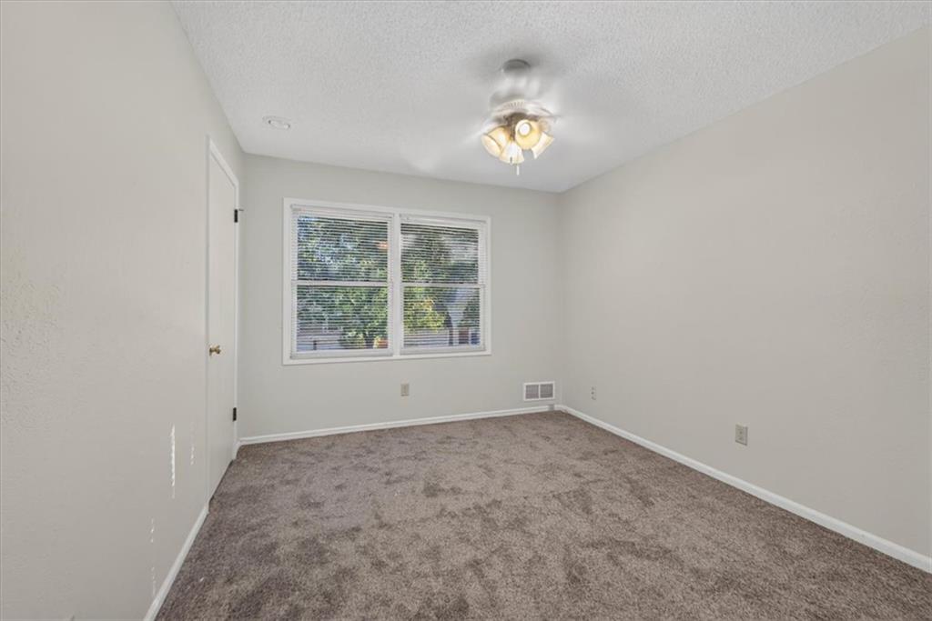 10228 Caenen Drive Property Photo 28