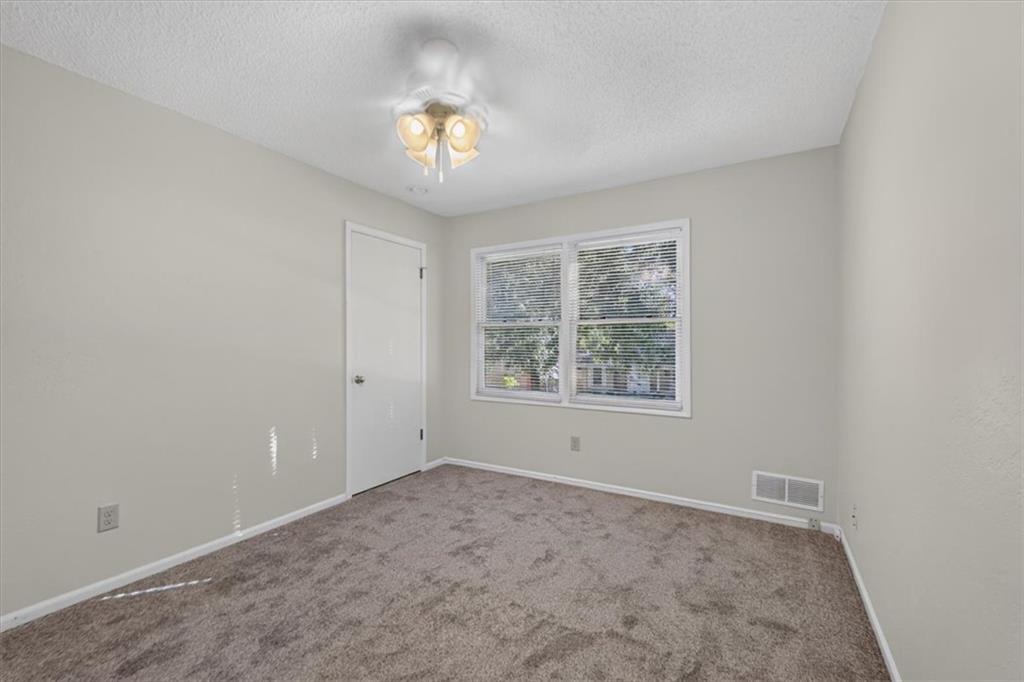10228 Caenen Drive Property Photo 29