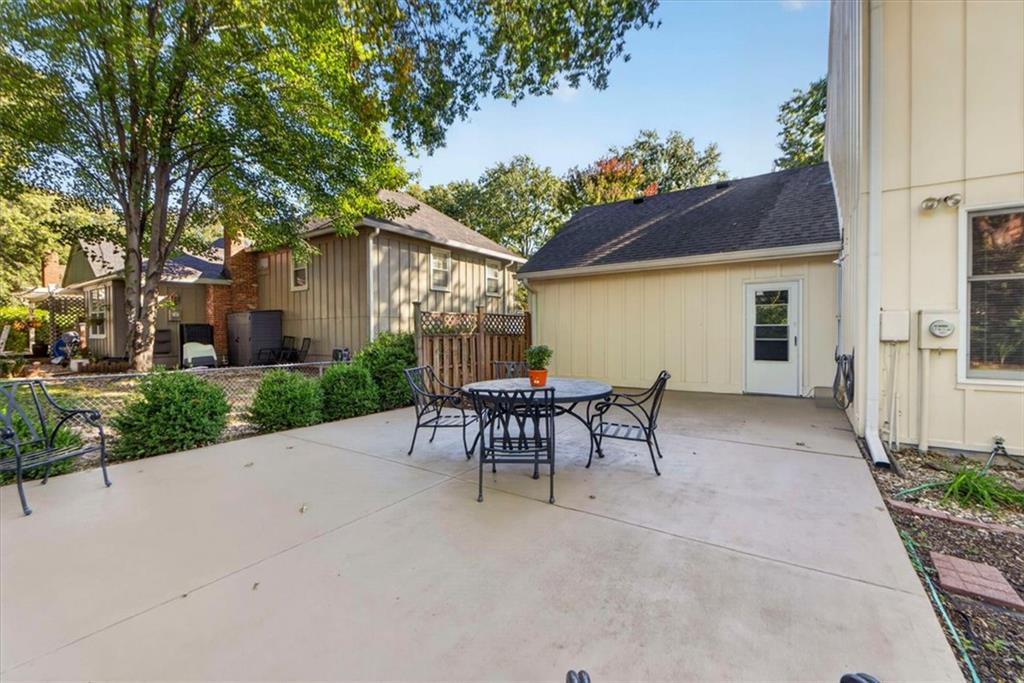 10228 Caenen Drive Property Photo 49