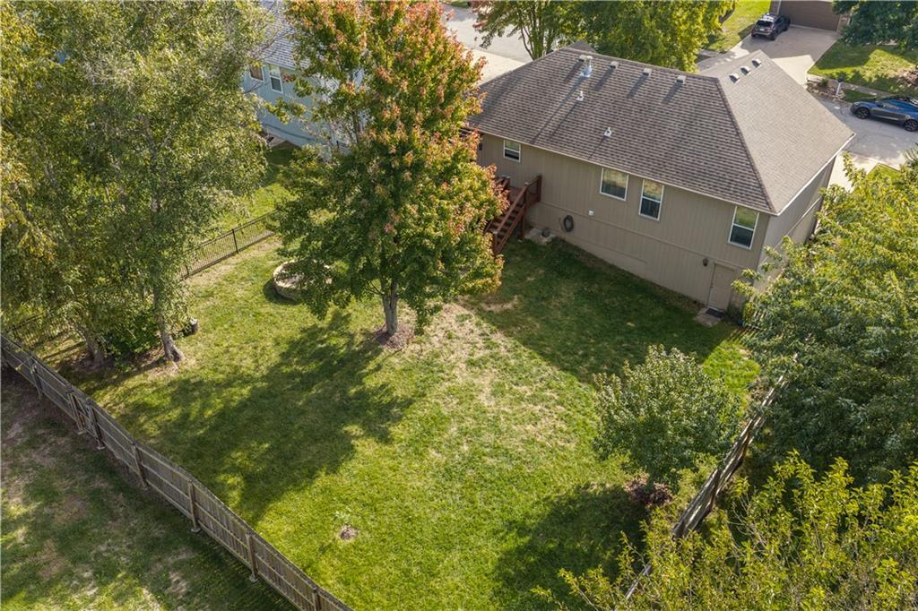 958 Nw Maplewood Court Property Photo 24