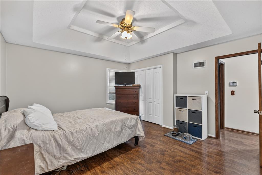 5348 W 102 Street Property Photo 12