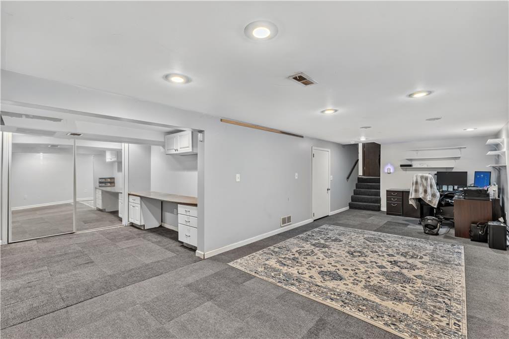 5348 W 102 Street Property Photo 18