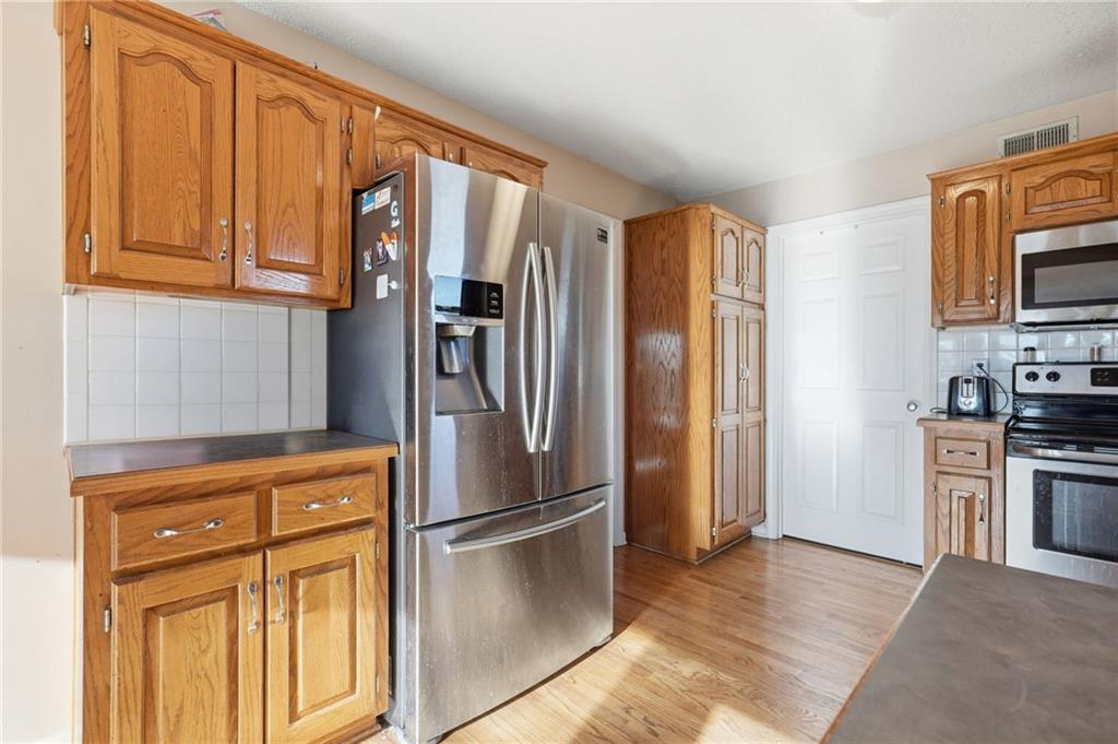 10924 N Marsh Avenue Property Photo 25