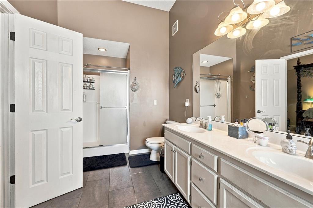 15001 E 48th Street Property Photo 17