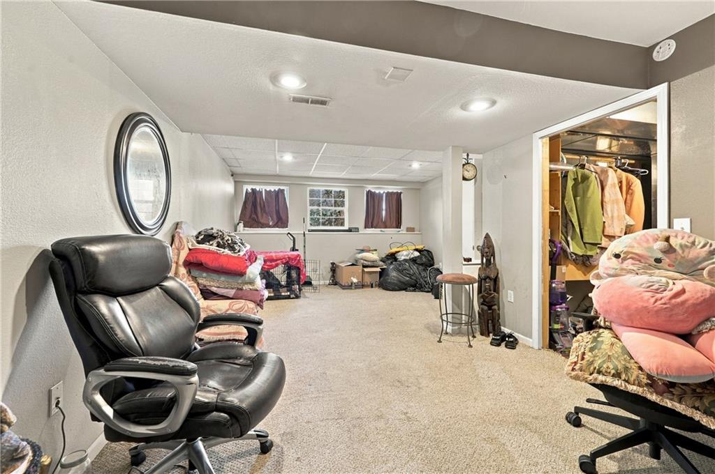 15001 E 48th Street Property Photo 31
