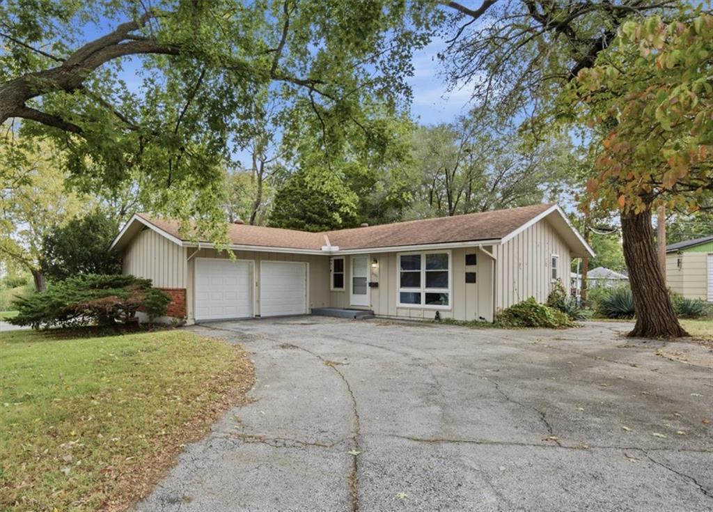 3501 Woodbury Street Property Photo 1