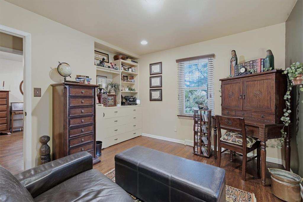3501 Woodbury Street Property Photo 13