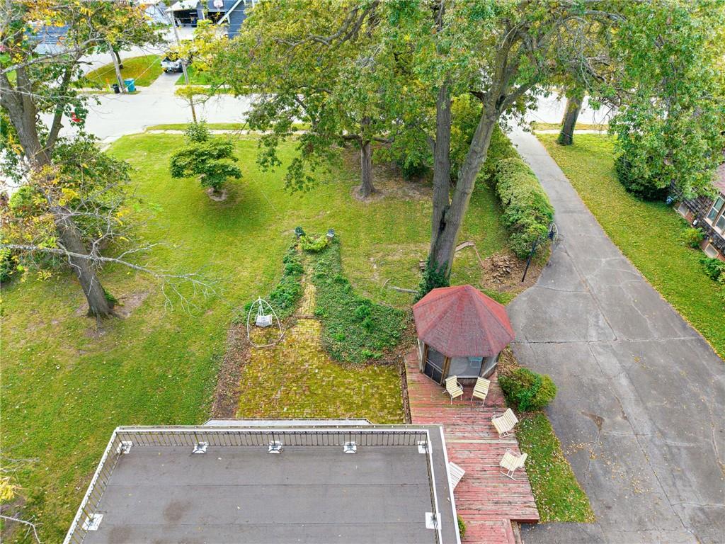 514 E 8th Street Property Photo 41