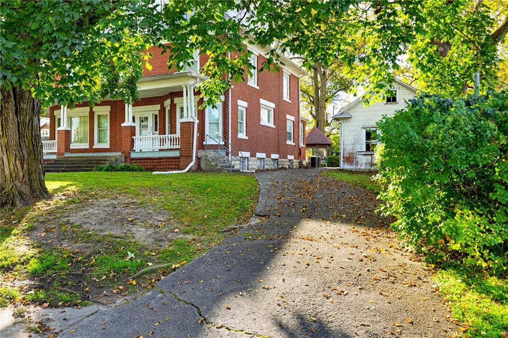 514 E 8th Street Property Photo 68