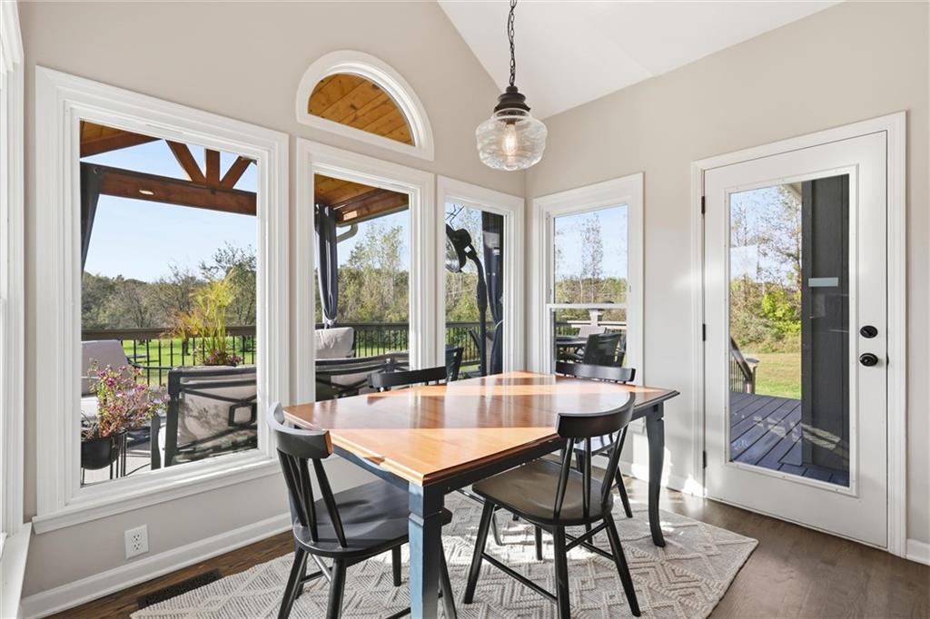 10641 Donahoo Road Property Photo 4