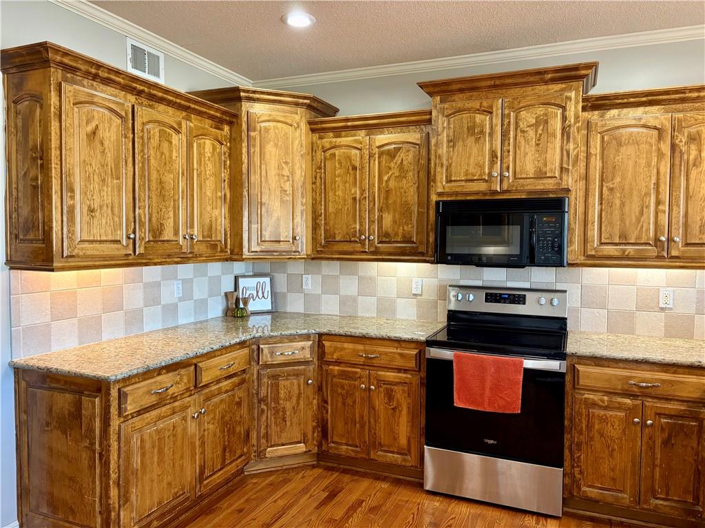 3004 Sw Silverspur Lane Property Photo 23