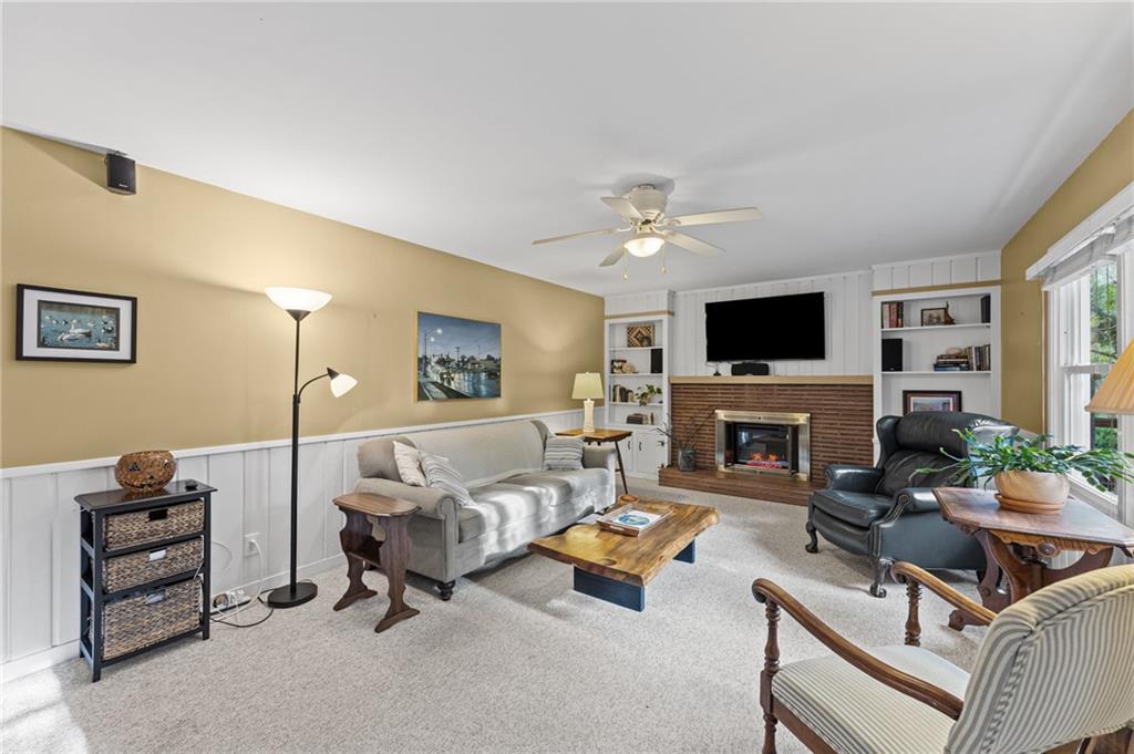 6527 Maple Drive Property Photo 10