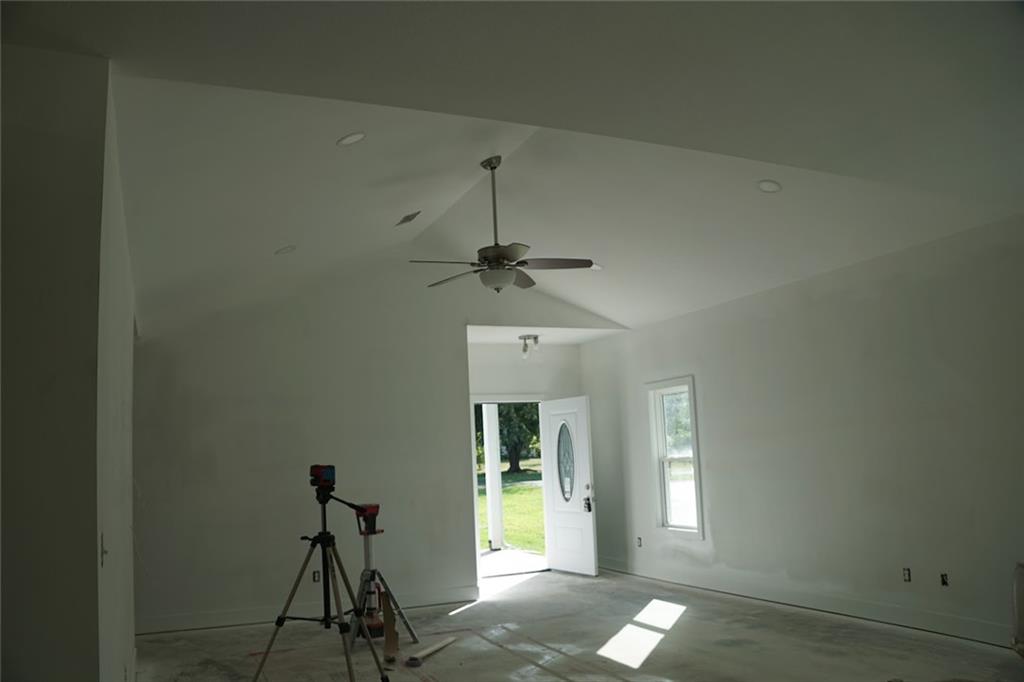 703 N Jefferson Street Property Photo 10