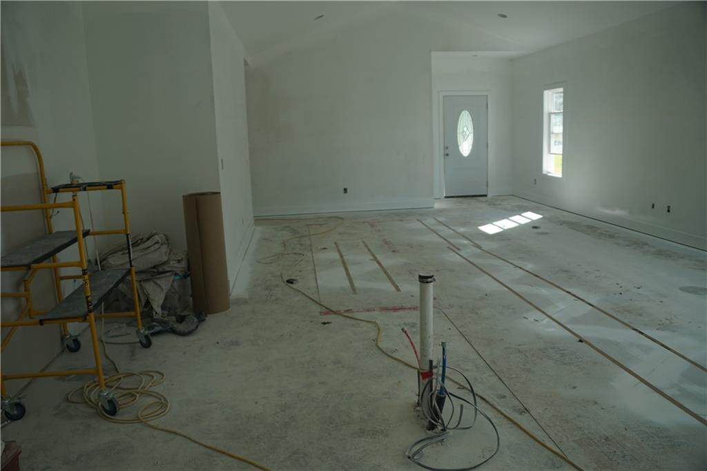 703 N Jefferson Street Property Photo 19