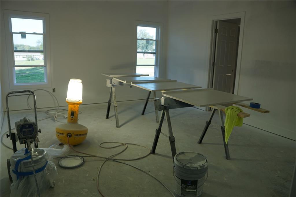 703 N Jefferson Street Property Photo 26