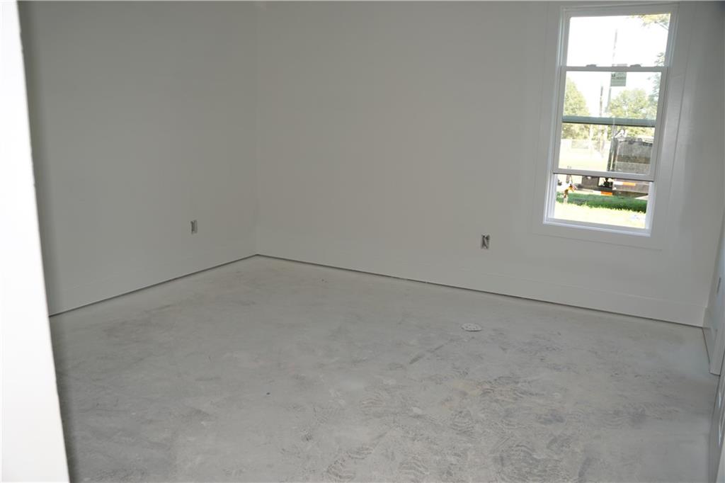 703 N Jefferson Street Property Photo 26
