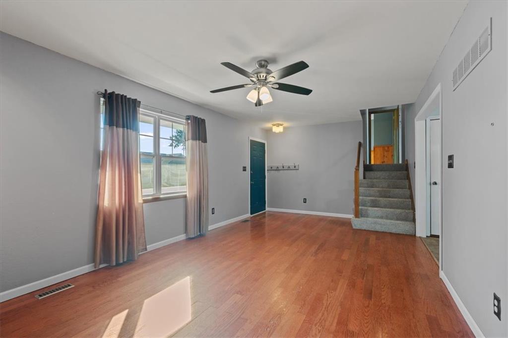 206 Pebblebrook Lane Property Photo 4