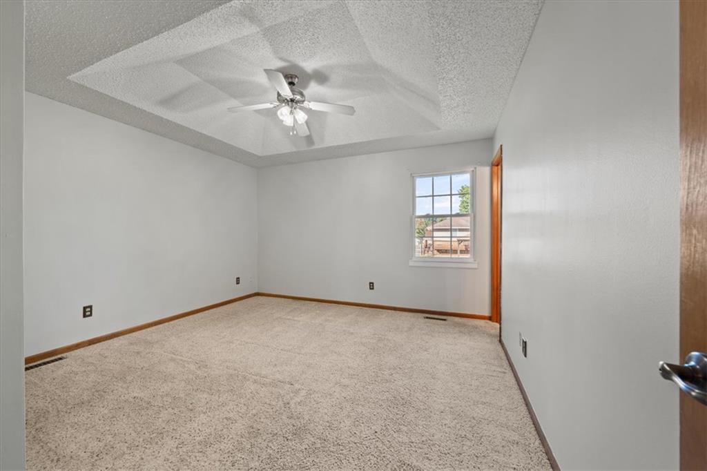 206 Pebblebrook Lane Property Photo 15