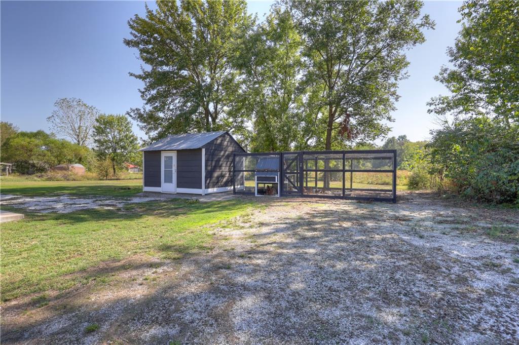 907 12th Street Property Photo 8