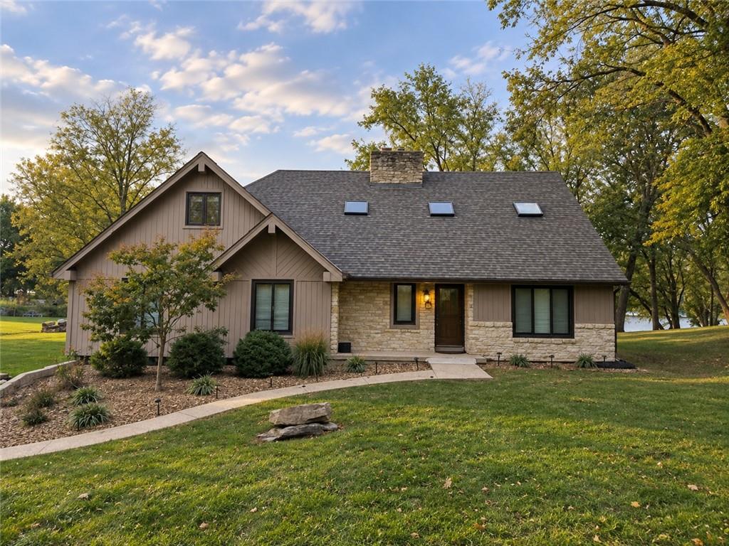 8311 Nw Hillside Drive Property Photo 1