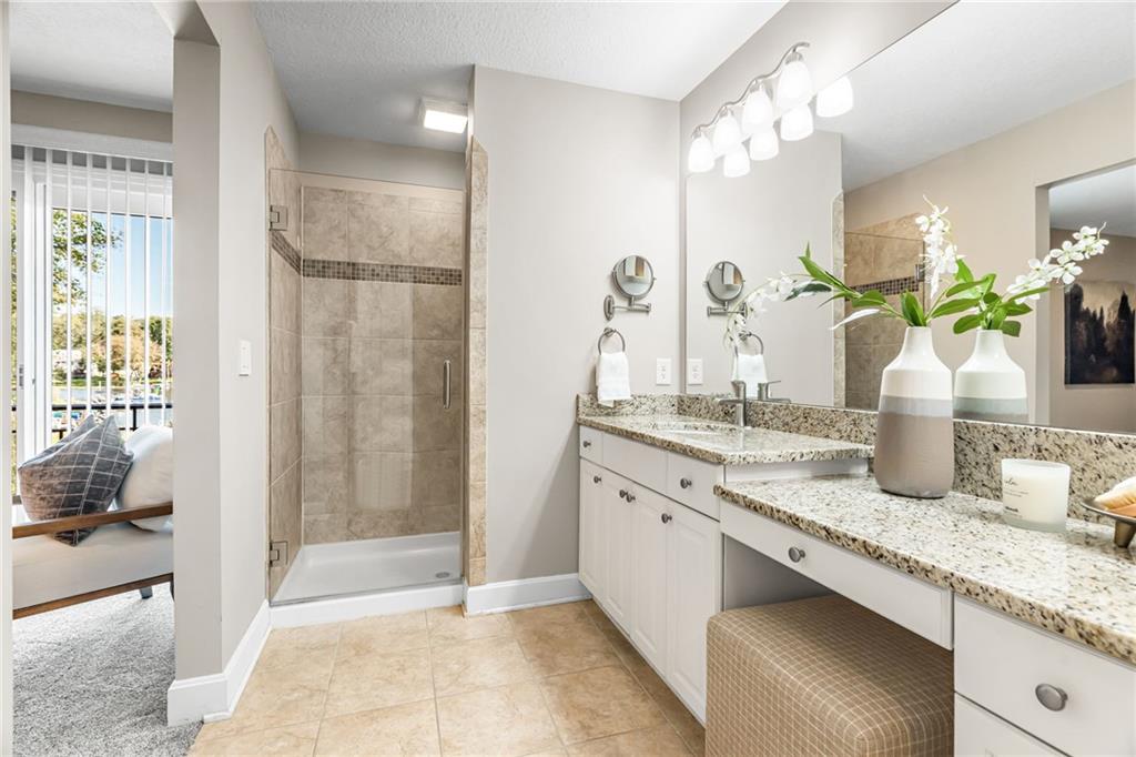8311 Nw Hillside Drive Property Photo 22