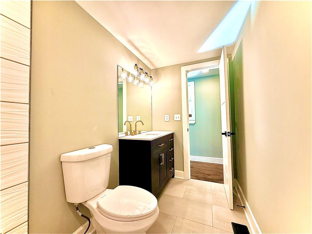 4833 N Winchester Street Property Photo 20