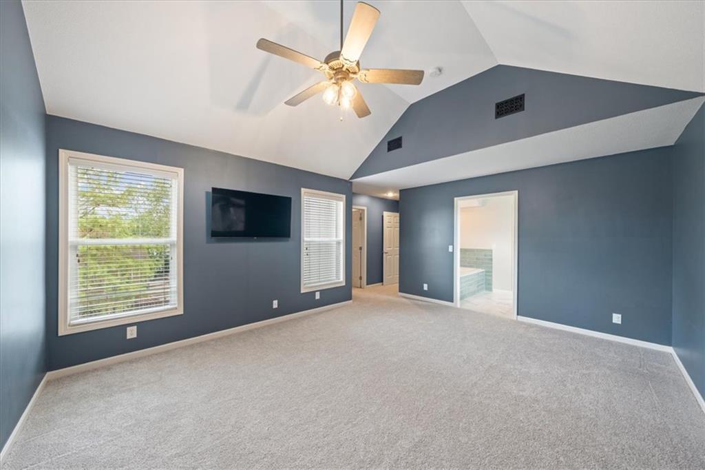 10138 Theden Circle Property Photo 12