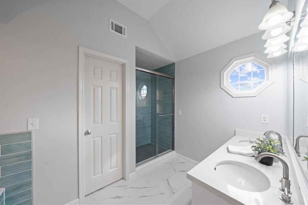 10138 Theden Circle Property Photo 15