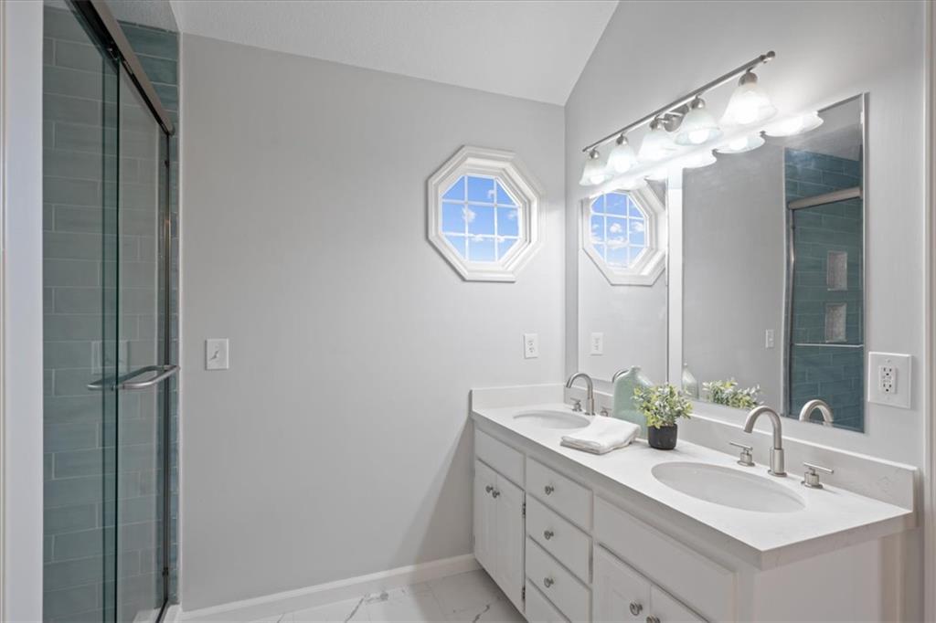 10138 Theden Circle Property Photo 16