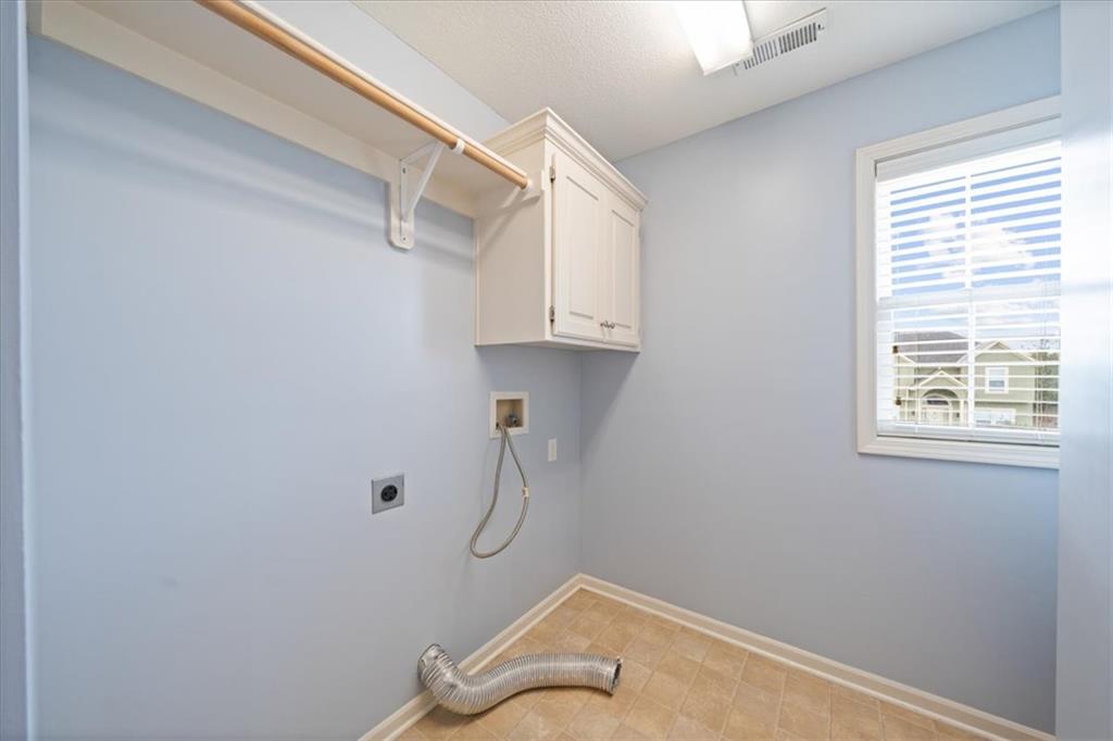 10138 Theden Circle Property Photo 22