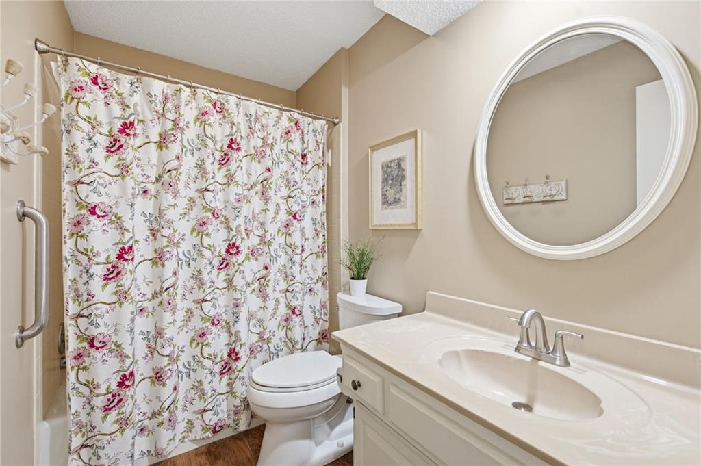 11212 W 115th Street Property Photo 23