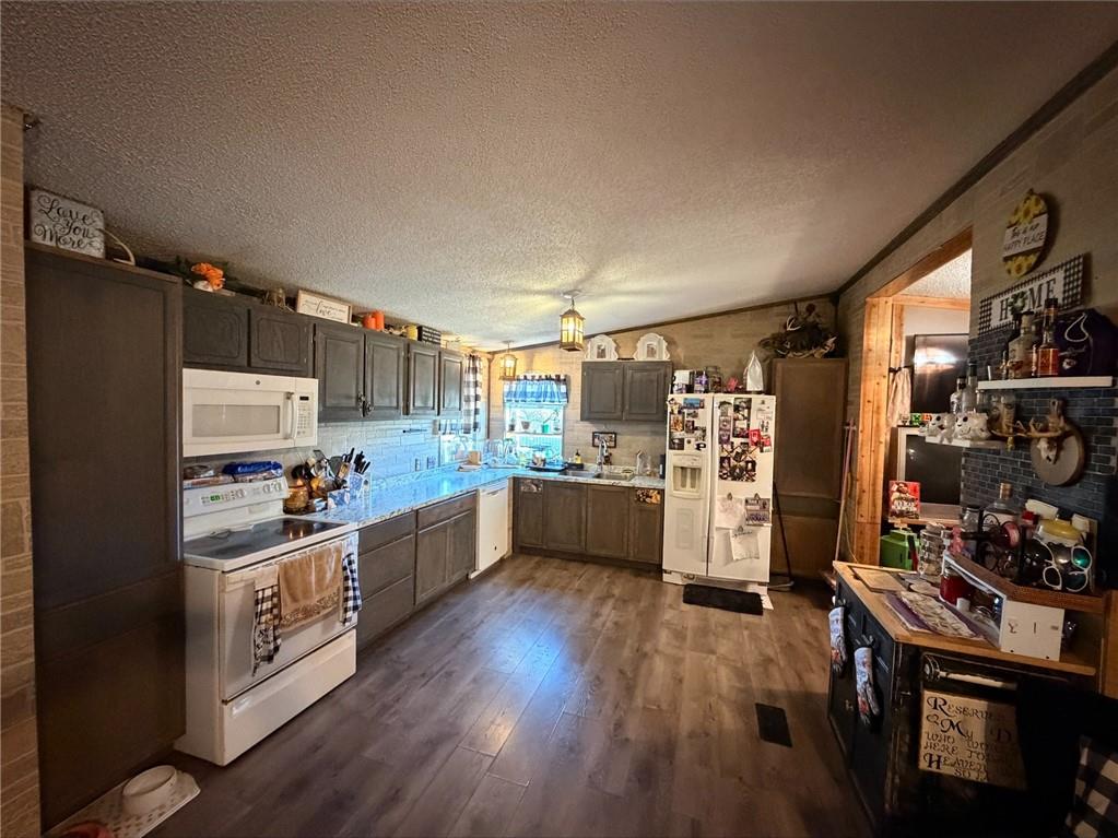 506 W Sycamore N/a Property Photo 7