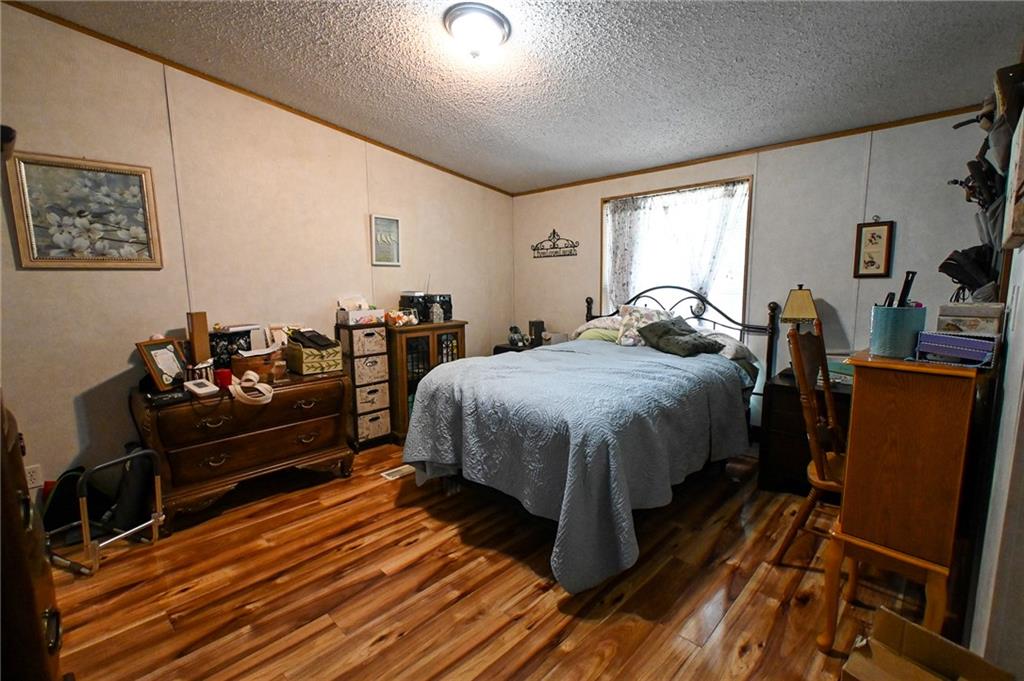 4100 Ne 364 Road Property Photo 15