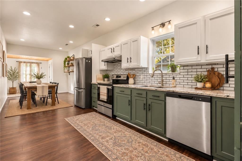 1135 5th Street Property Photo 4
