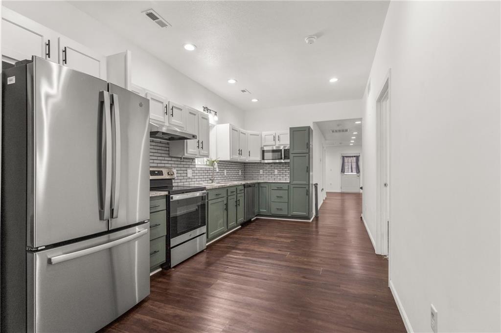 1135 5th Street Property Photo 5