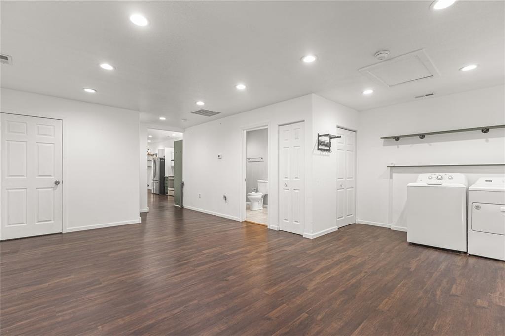 1135 5th Street Property Photo 10