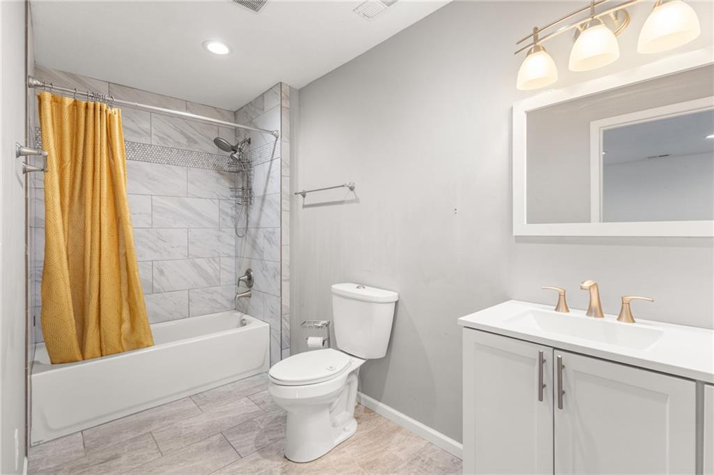 1135 5th Street Property Photo 12