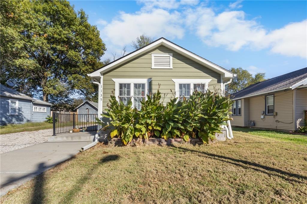 1135 5th Street Property Photo 23