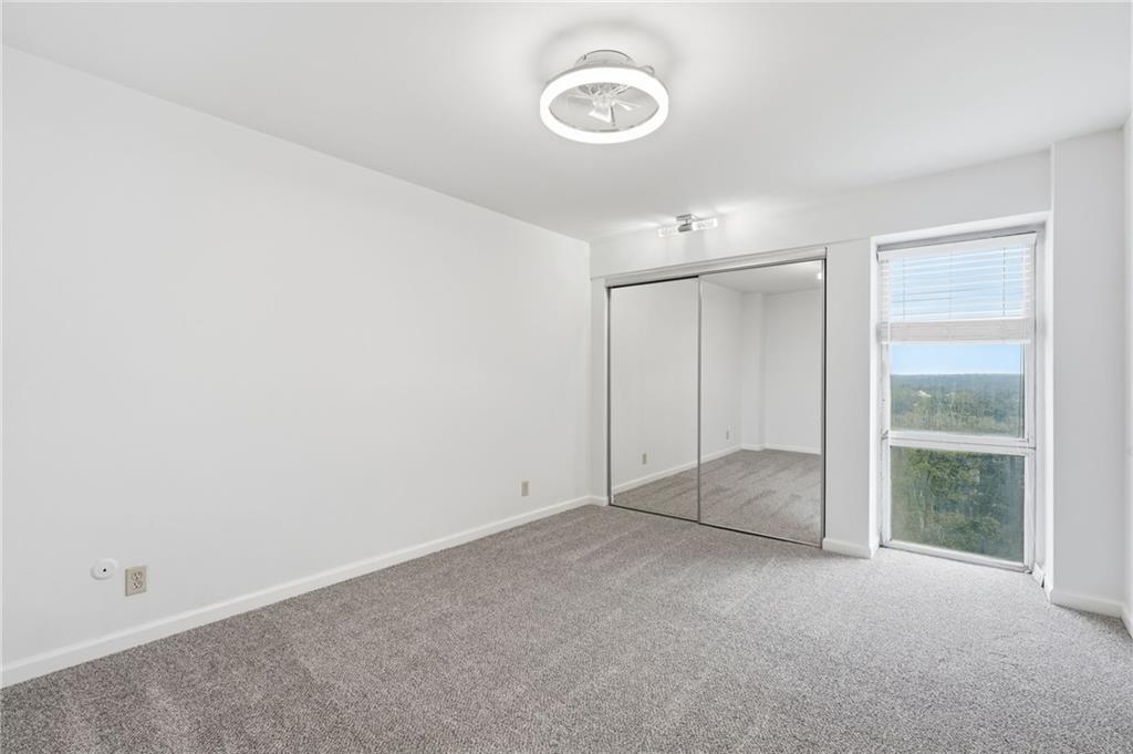 3838 Rainbow Boulevard Property Photo 4