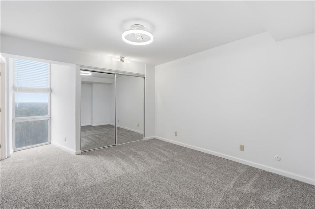 3838 Rainbow Boulevard Property Photo 5
