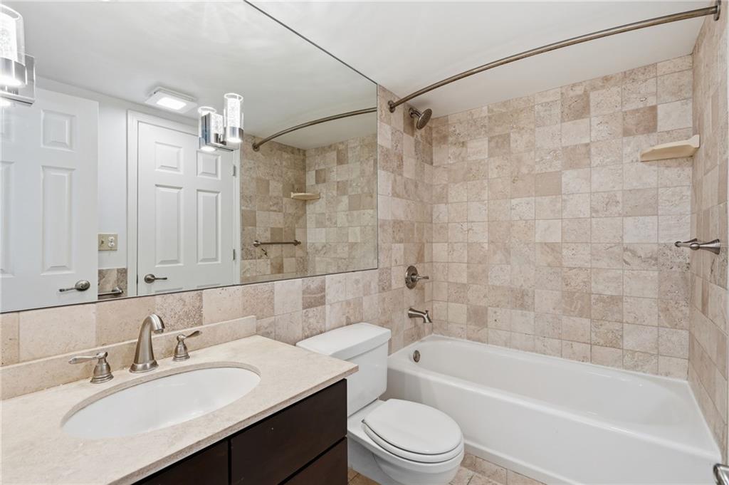 3838 Rainbow Boulevard Property Photo 6
