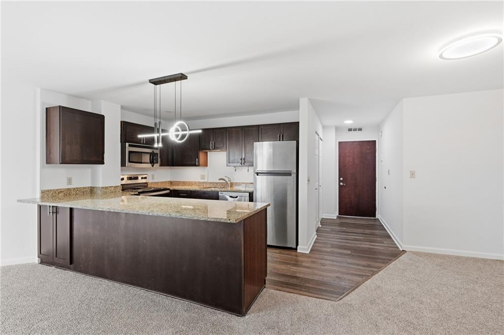 3838 Rainbow Boulevard Property Photo 19