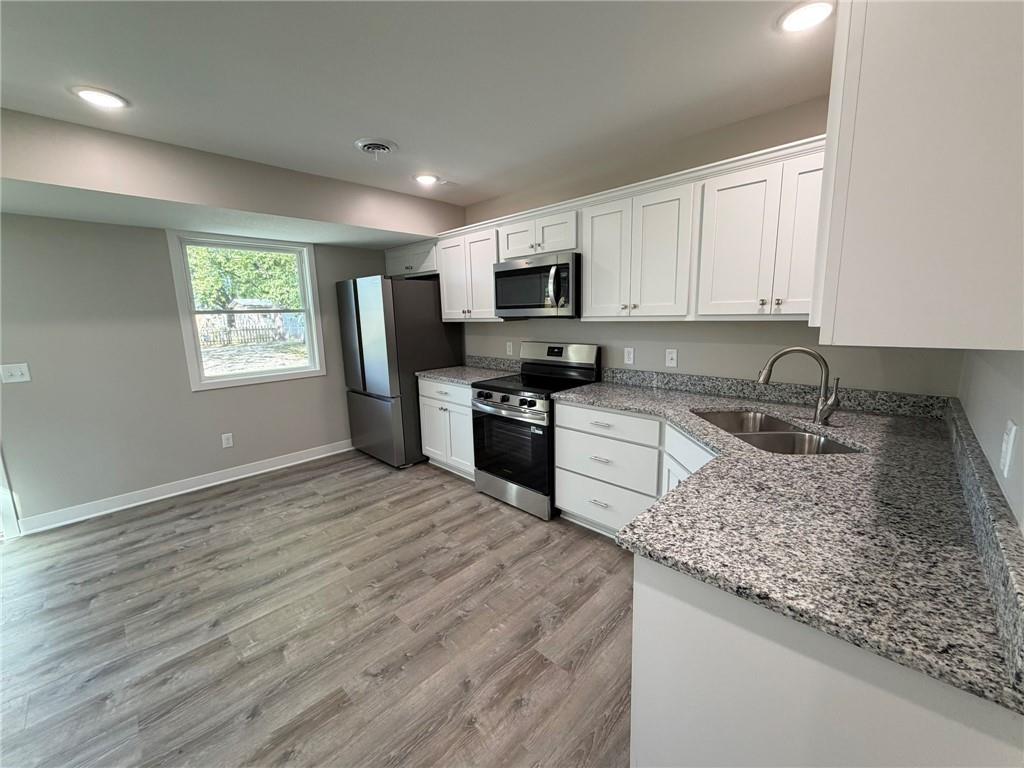 917 W Valley Street Property Photo 3
