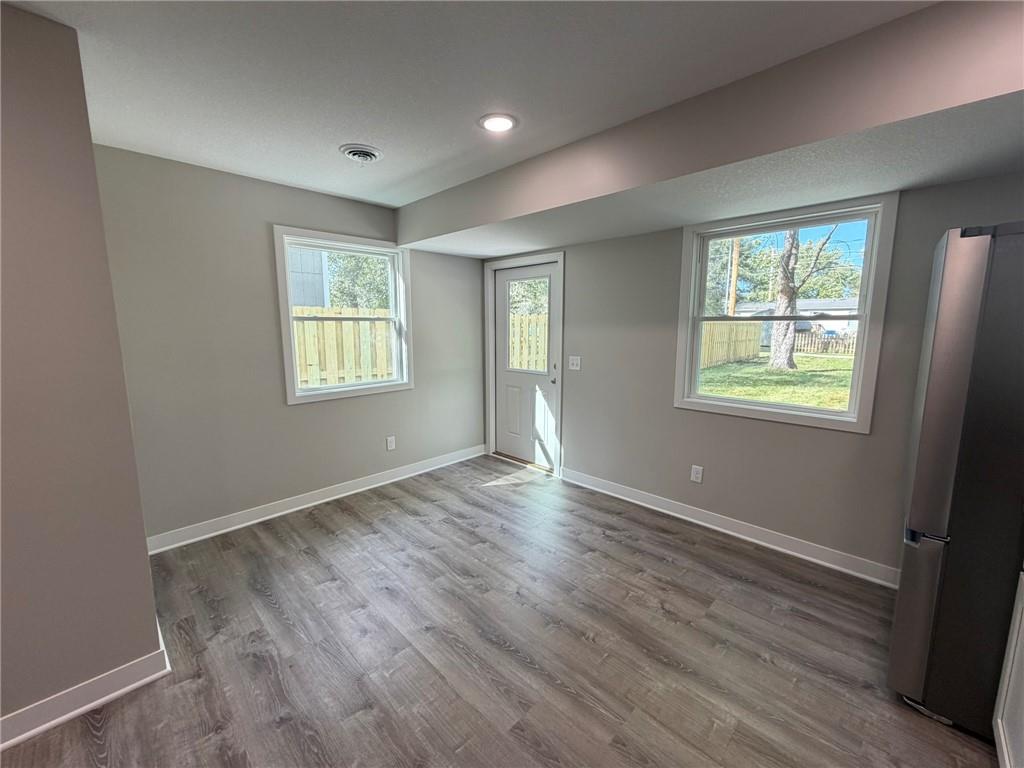 917 W Valley Street Property Photo 5