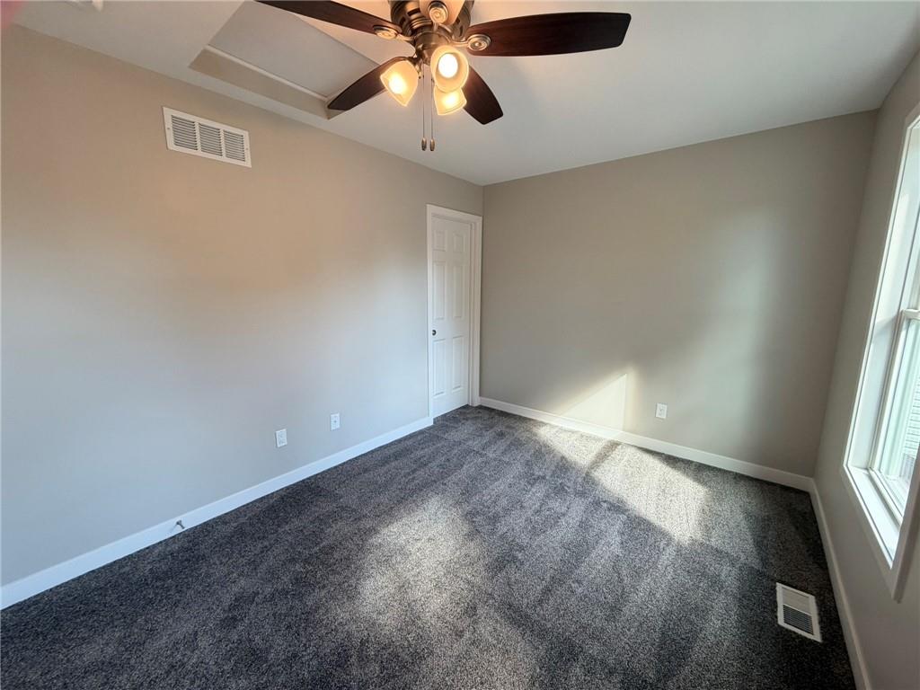 917 W Valley Street Property Photo 17
