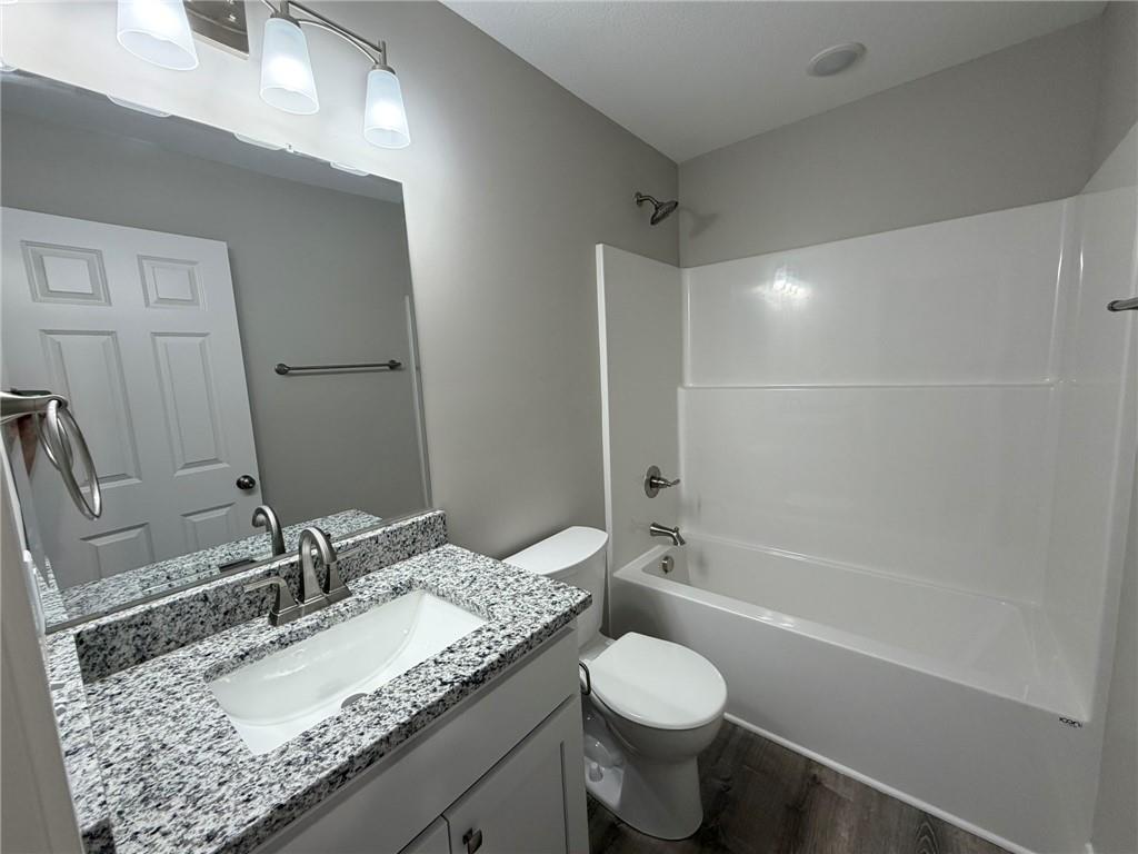 917 W Valley Street Property Photo 21