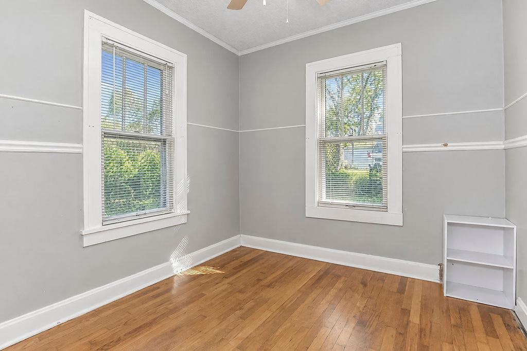 4537 Cambridge Street Property Photo 13