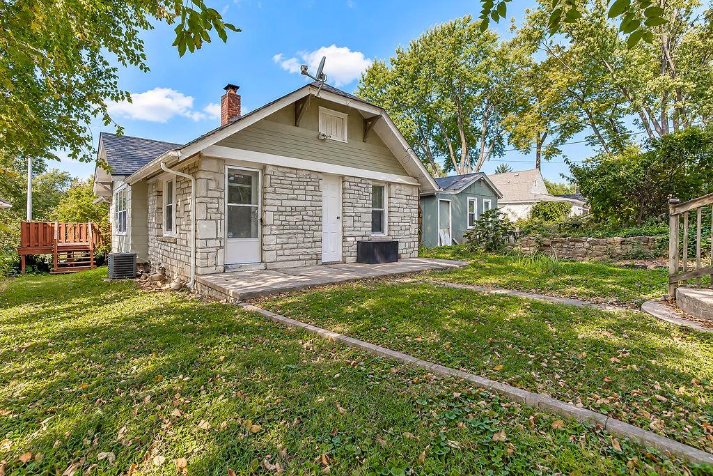 4537 Cambridge Street Property Photo 17