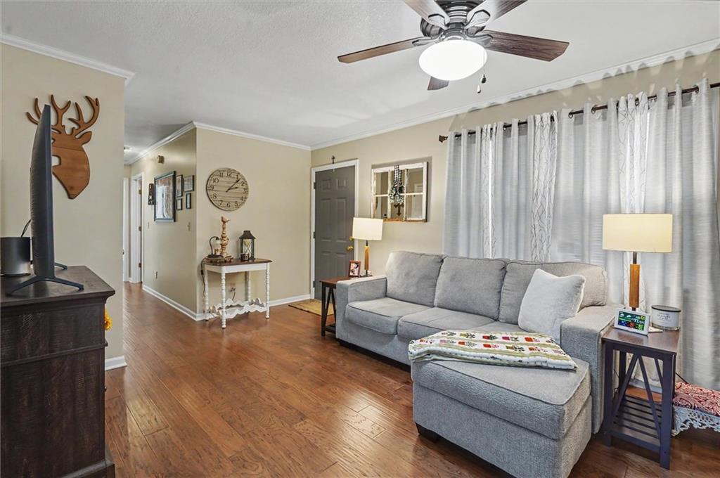 1515 Cedar Street Property Photo 4